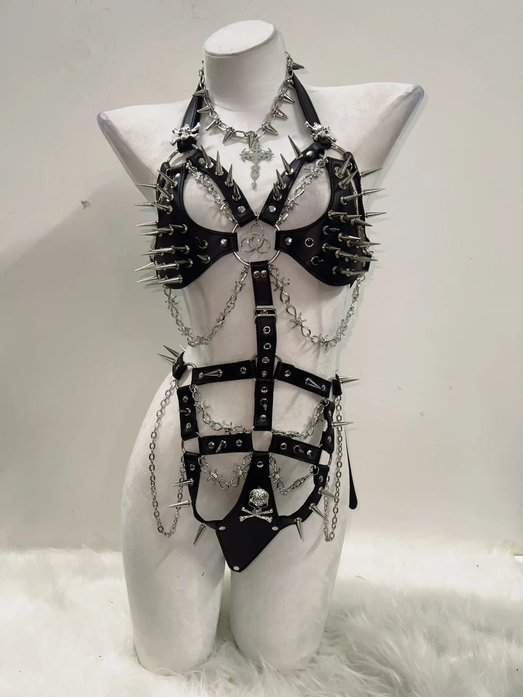 The Bio-Cage Spike Harness