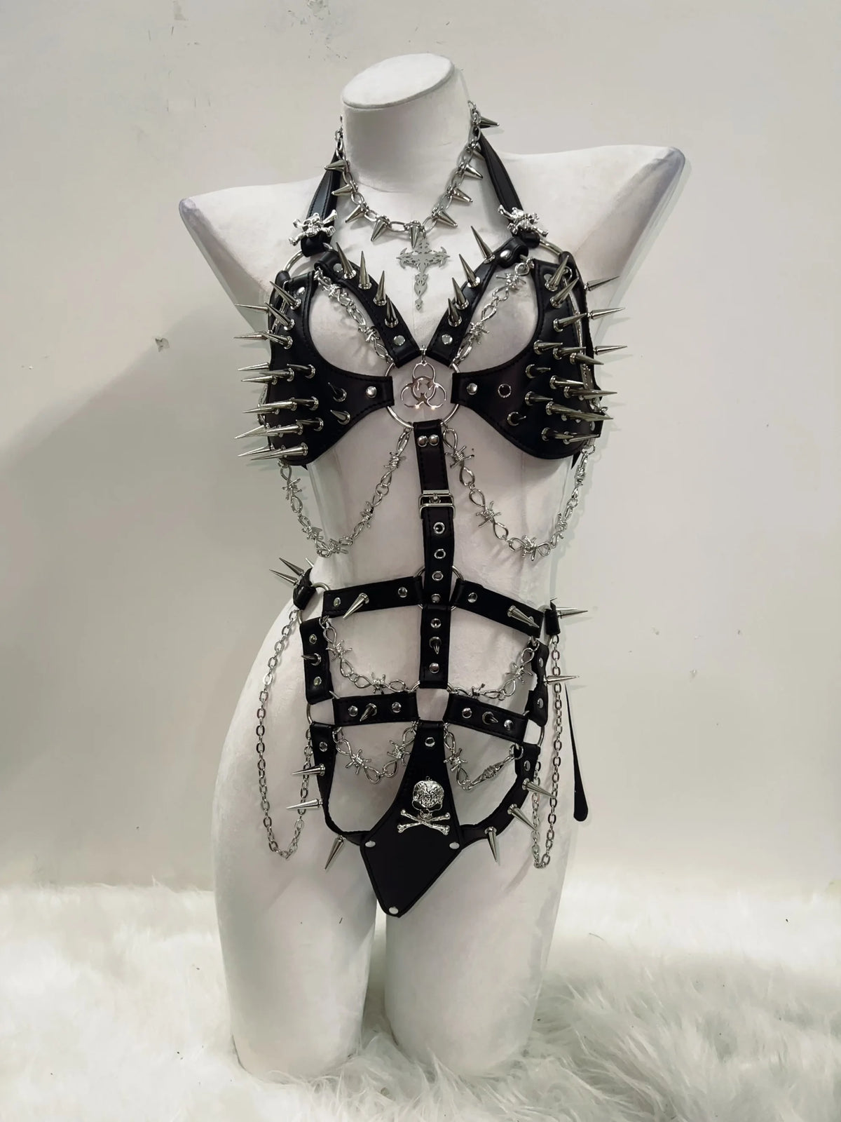The Bio-Cage Spike Harness